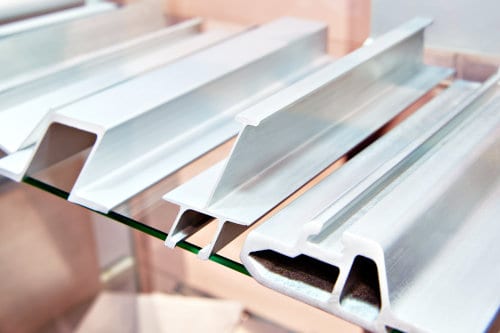 Various aluminum alloy profiles cut at an angle