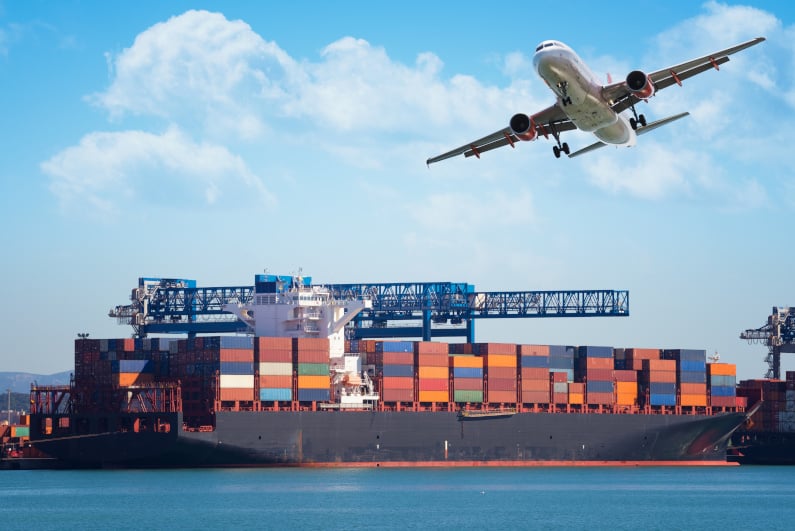 Air Freight vs. Sea Freight: What is the Best Choice for Your Shipment?