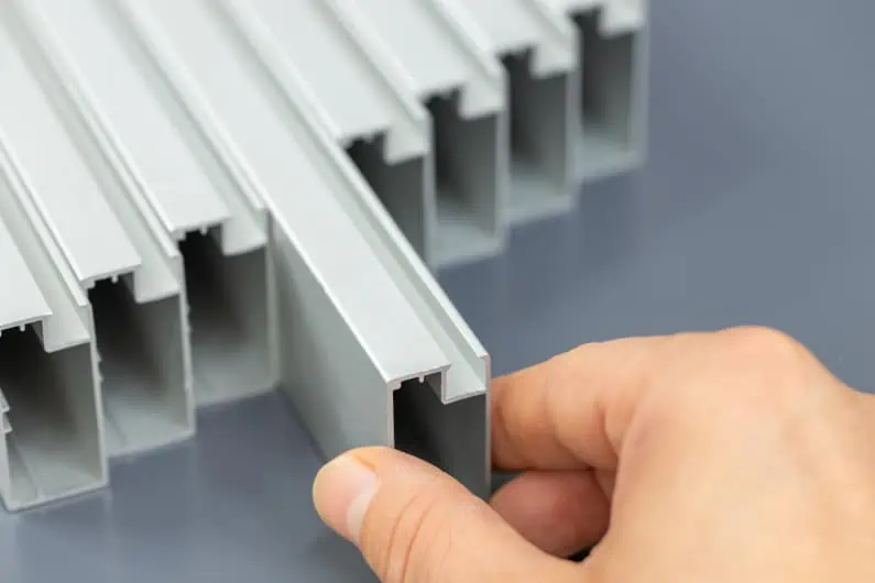 Hand pulling aluminum profile